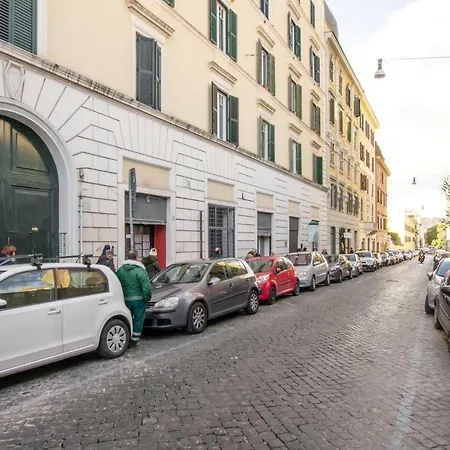 Apartment La Romantica Al Colosseo Rome